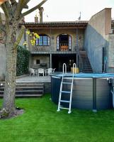 Masia Can Cenç - Bed and Breakfast Collsuspina