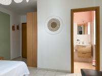 Tweepersoonskamer met 1 of 2 Bedden en Gedeelde Badkamer