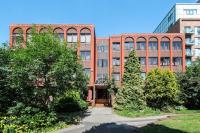 NEW Entire spacious flat with parking - B&B