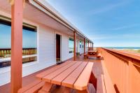 Joe's Oceanview Getaway - B&B Rockaway Beach