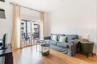 Sunny 3BR for 4 Iconic Terrace Views - Chambres d'hôtes Barcelone