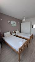 Double Room, Shared bathroom- Rooms GEA - B&B Prizren