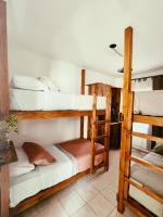 Dormitorio Femminile con 4 Posti Letto