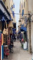 Essaouira wood studio medina - B&B Essaouira