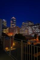Luxury Penthouse Balcony Flat - 5 Min to Canary Wharf - Prime Long Stays - Chambres d'hôtes Londres
