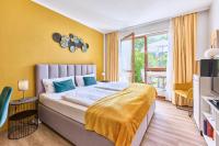 Apartment with Garden View
