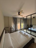 Two-Bedroom Deluxe Apartment with Balcony