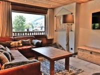 Superbe 5 pièces rénové avec sauna, hammam, jacuzzi, proche télécabines et village, idéal 12/14 pers. - B&B Le Grand-Bornand