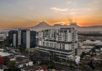 Airport and Volcano Views from 11th Floor Apartment - Ferienwohnung Guatemala-Stadt