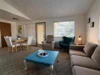 Monica and Rachel's Friends Apt - B&B Boise