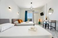 Standard Dreibettzimmer mit Meerblick