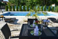 Vila Kristina - Bed and Breakfast Negotin