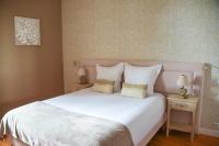 Family Room with Garden View