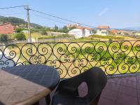 Apartment mit Terrasse