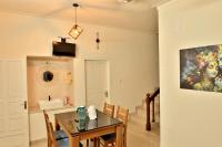 Nila Heavens - Spacious 5 BHK Homestay , ideal for families - Chambres d'hôtes Guruvāyūr