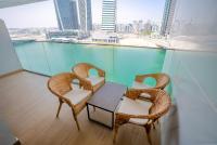 Canal View 1BR near Galleria Mall & Cleveland - B&B Abu Dhabi