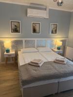 Camera Piccola Doppia con Letti Singoli