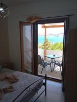 Akrogiali Rooms & Studios - B&B