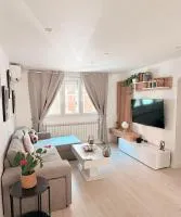 FANTASTIC APARTMENT, NEWLY RENOVATED - Bed and Breakfast Madrid