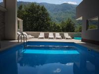 Trend Apartmani Boracko jezero - B&B Konjic