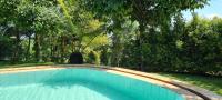 Villa Teras Makati 4BR near Curug Nangka - B&B Cicalobak