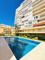 Apartamento Bougainvillea con parking - Bed and Breakfast Fuengirola