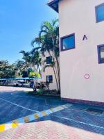 Tranquil Shores Modern 1BR WiFi Pool Beach - Chambres d'hôtes Richards Bay