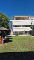 Labros Studios - B&B