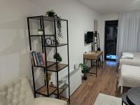 Camera Tripla con Vista Città