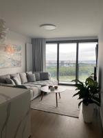 Eurovea Tower 21p Amazing View - Ferienwohnung Bratislava
