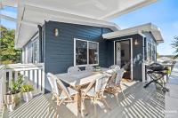 Cooee Bay Beach House - B&B