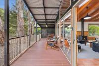 Mountain Hideaway by Halls Gap Accommodation - B&B Halls Gap