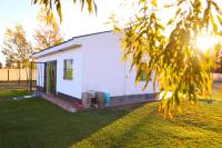 Cabañas Willy verde con pileta climatizada y parque en Mendoza - Bed and Breakfast Las Compuertas