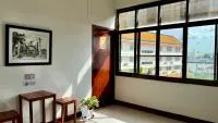 Baan PadSeeEw - Rooftop Riverview 4th floor - B&B Thon Buri