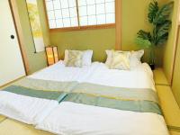 5 mins walk from Yuzaki bus stop, sea view, parking lot, - Chambres d'hôtes Shirahama