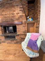 4-Bedroom home - Perfect for those working in Bridgend - By Tailored Accommodation - B&B Bridgend