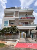 MHR Vacation Home & Mini Function Hall - B&B Khammam