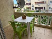 Appartamento con Vista Piscina