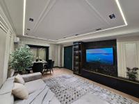 Apartment mit 2 Schlafzimmern und Stadtblick