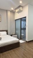 Studio Apartment with Queen Bed