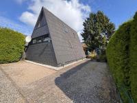 Gemütliches Ferienhaus in der Eifel mit Pool, Tennisplatz, Minigolf und nahem See - Ferienwohnung Blankenheim