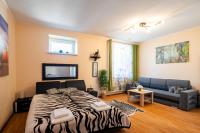 Studio (4+1): Pirties street, 4G