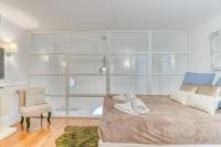Modern Oasis Near Mdina with Rooftop Pool & View - B&B Rabat