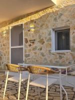 Thanasis House Corfu, Sea & Mountain View near Acharavi Beach - Chambres d'hôtes Psachniá