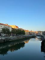 HABITACION CENTRAL CON WIFI - Bed and Breakfast Bilbao