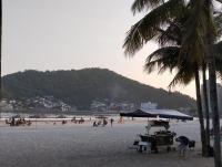 Esquina do Oceano, apartamento em frente à Praia Gonzaguinha - Chambres d'hôtes São Vicente