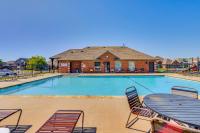 14 Mi to Dtwn OKC Edmond Gem with Fenced Yard! - Bed and Breakfast Edmond