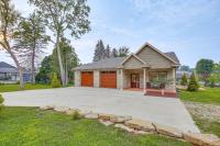 New Home in Pine Island w/ Yard! - B&B Pine Island