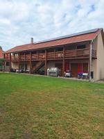 Vadnai CSAKAZÉRTIS Borgazdaság és Vendégház - Ferienwohnung Vadna