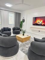 SkyViewCity Penthouse, Ac & lift - Bed and Breakfast Mombassa